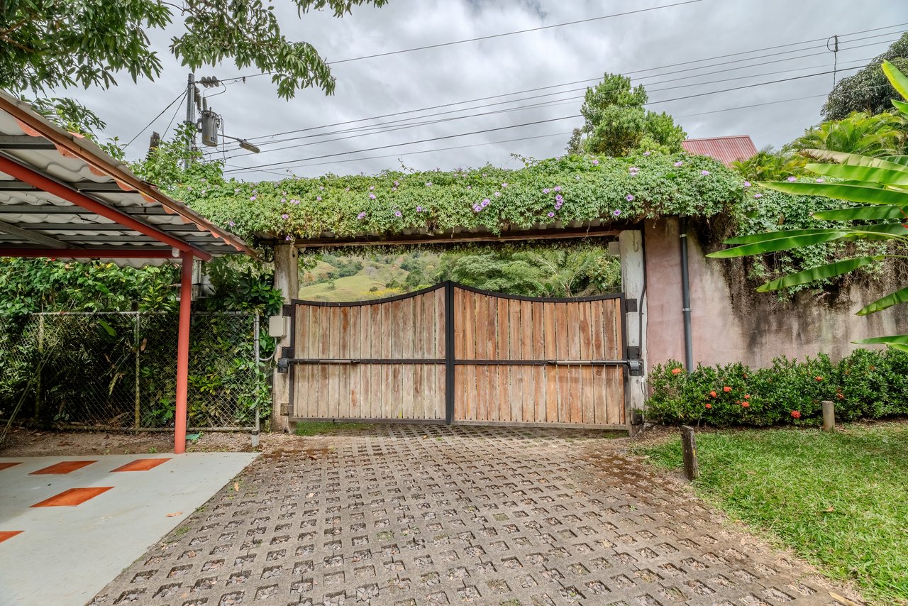 Turnkey 3-Residence Compound in Puriscal with Expansive Views & Saltwater Pool