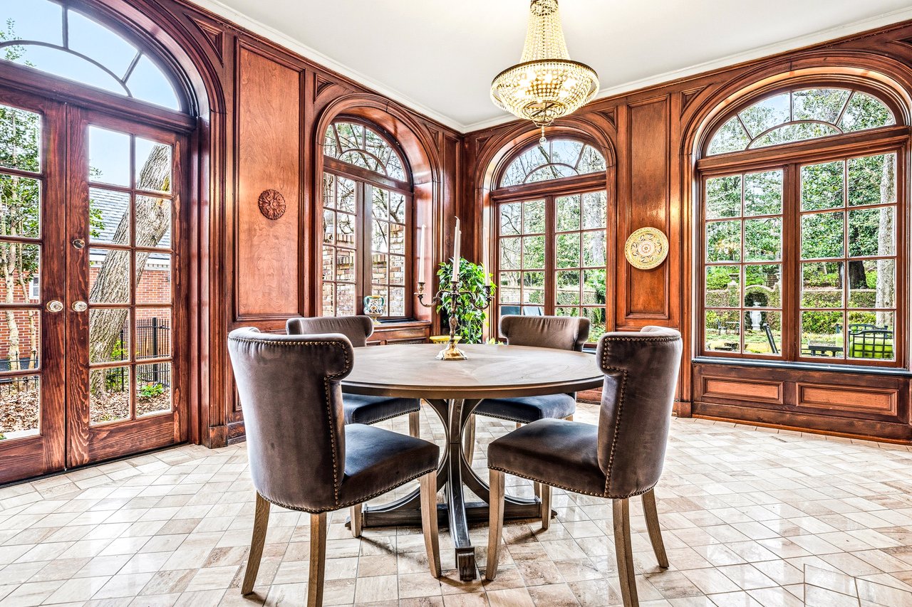 794 Springdale Road NE