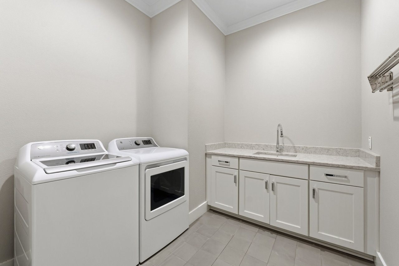 3314 W Villa Rosa St