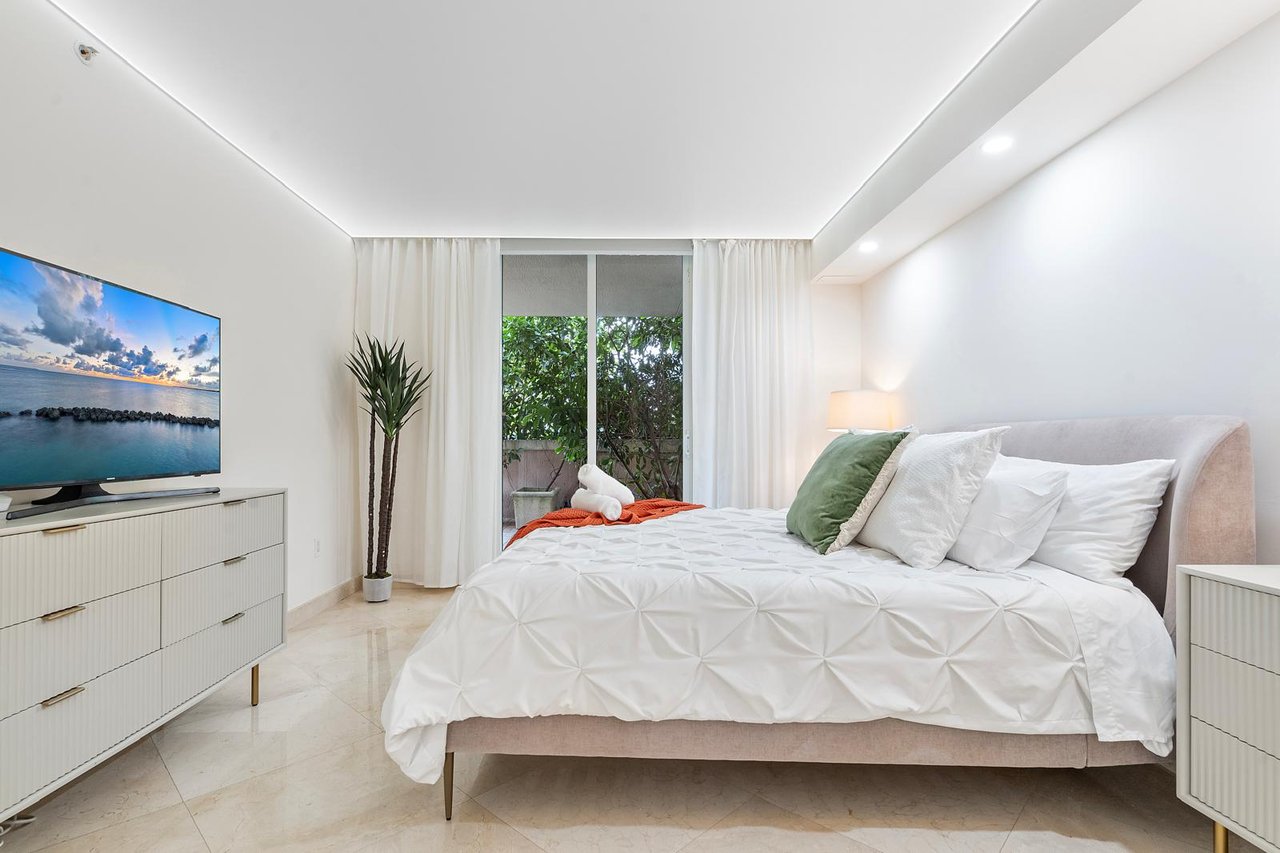 King David Short-Term Rental | Prime Location