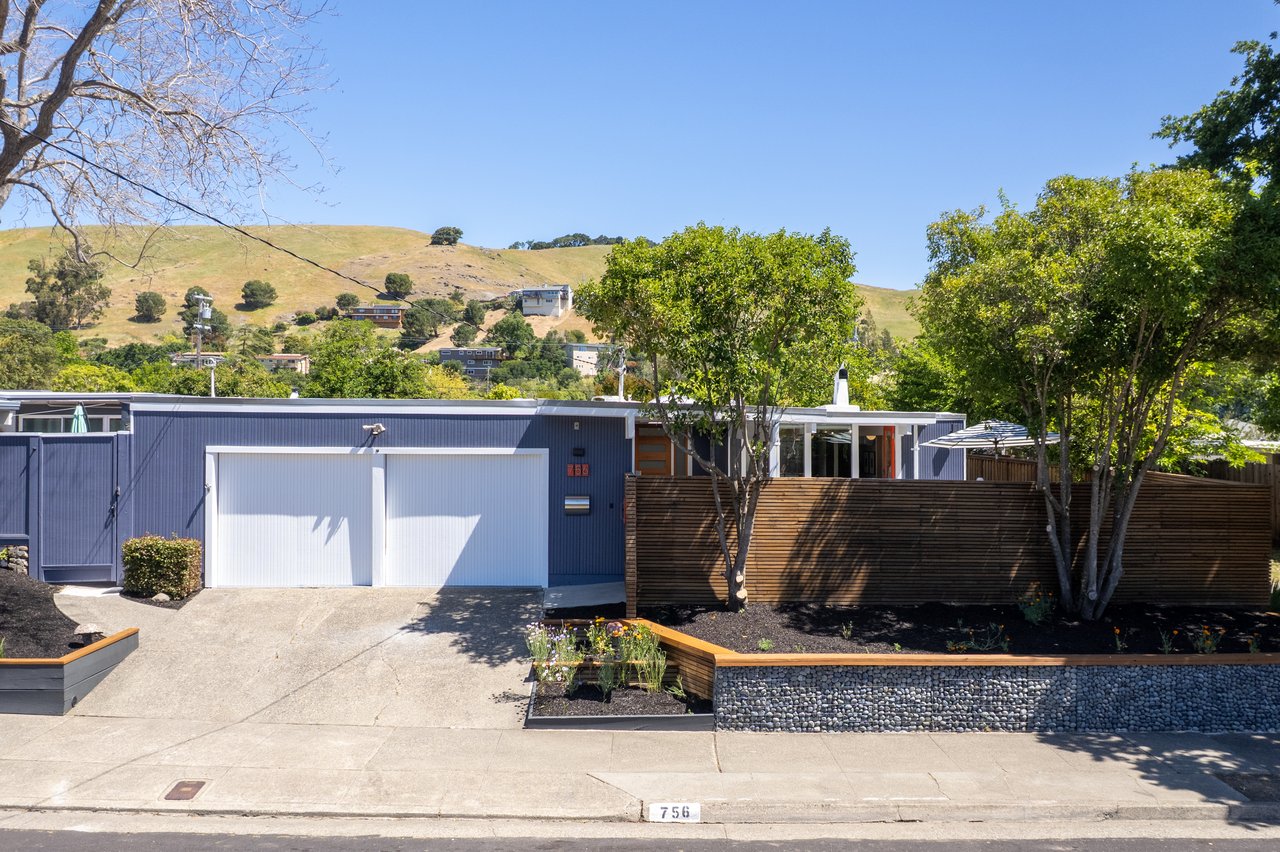 756 Del Ganado Rd