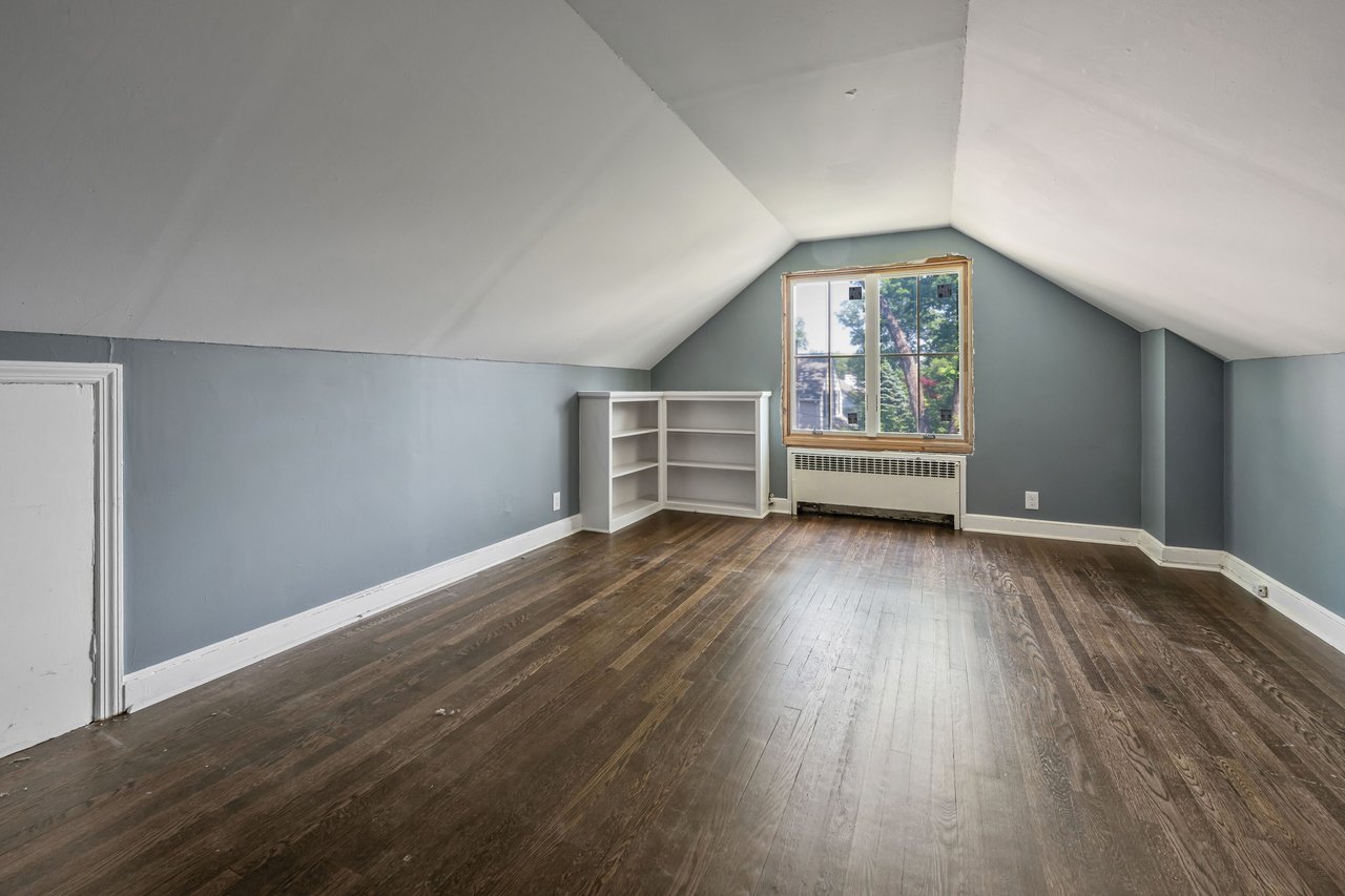259 W Glen Avenue