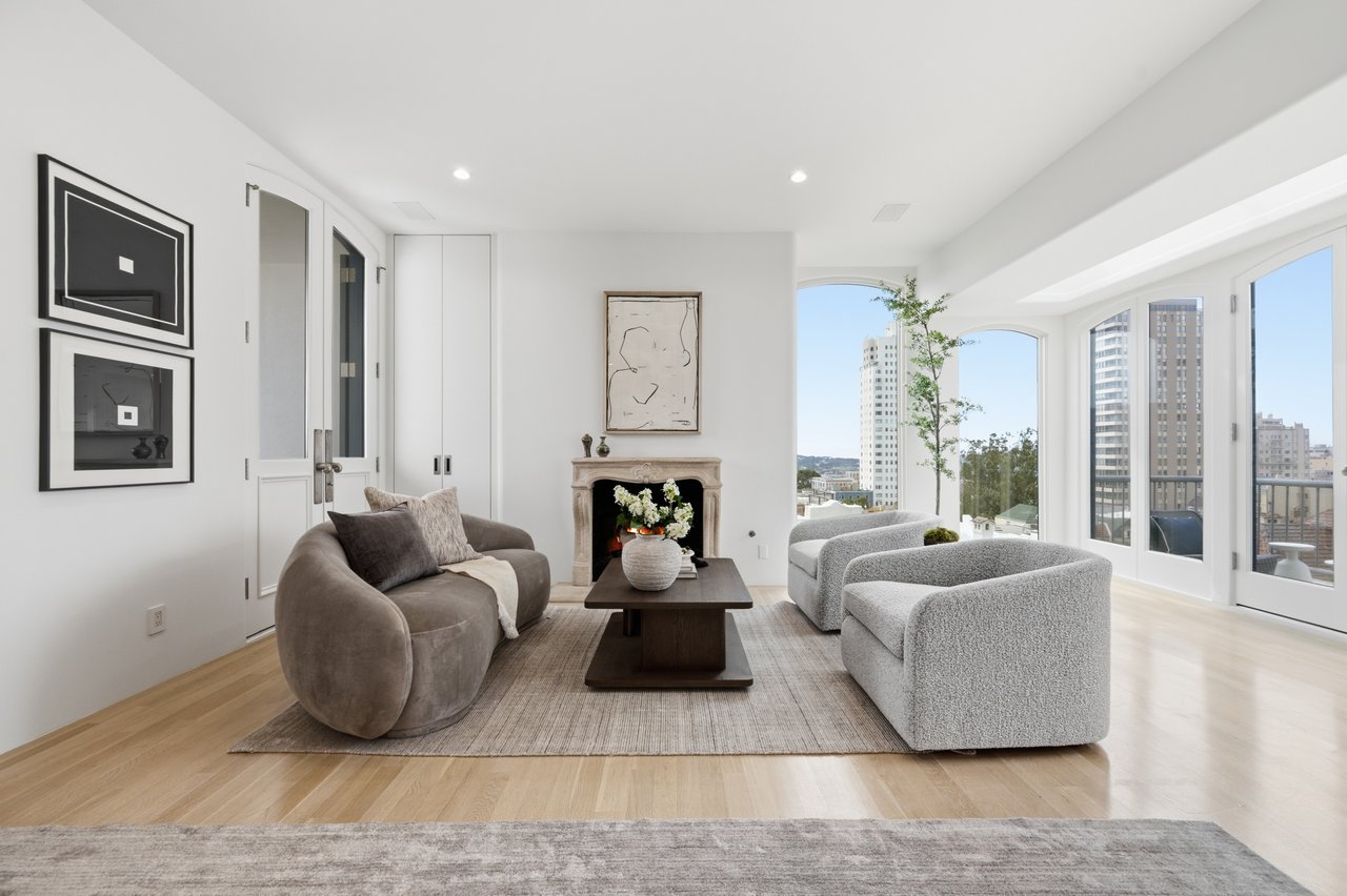 Midcentury Marvel Above Russian Hill