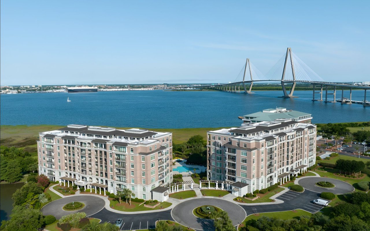 Rare Waterfront Corner Unit – 222 S Plaza Court