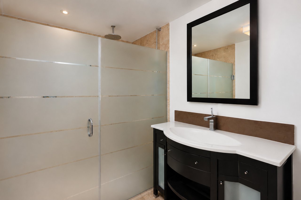 Ocean One 203