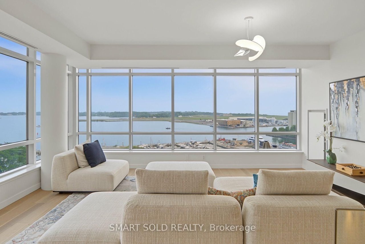 PRESTIGE AT 500 QUEENS QUAY WEST