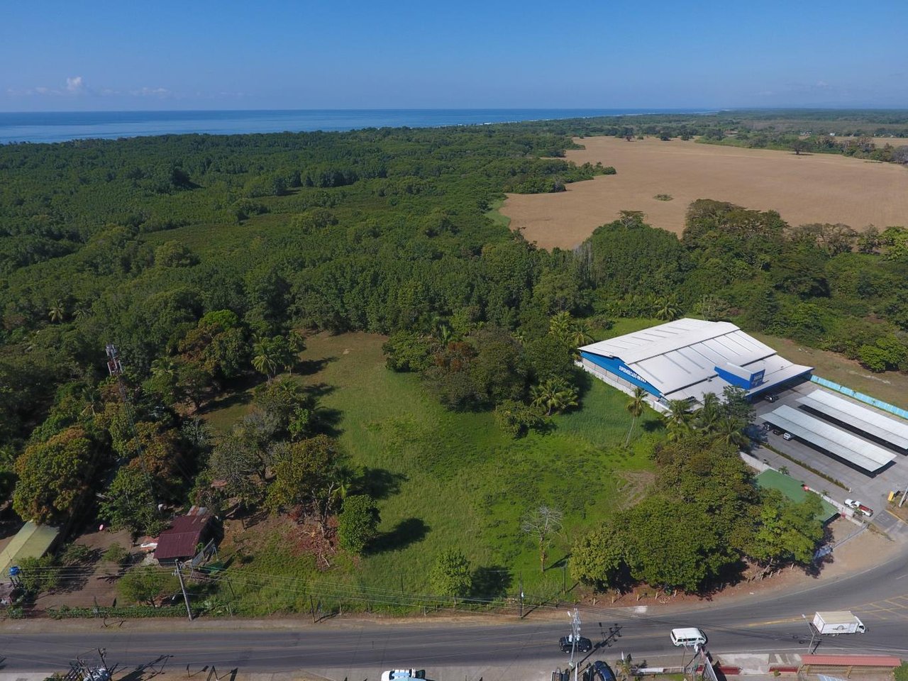 Quepos Commercial Property