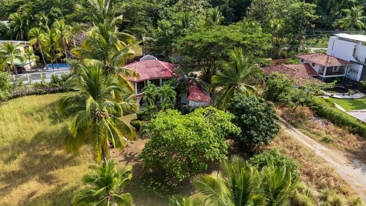 Vista Marina Beach House | Oceanfront Beach House in Playa Potrero
