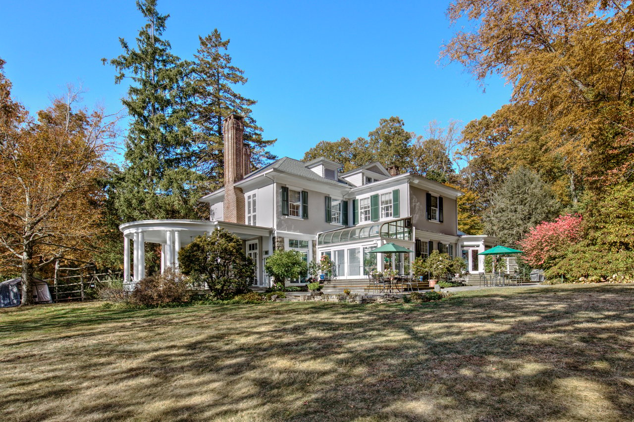 Home Sellers: Why Pricing Your Bernardsville, NJ Home Right Is Crucial