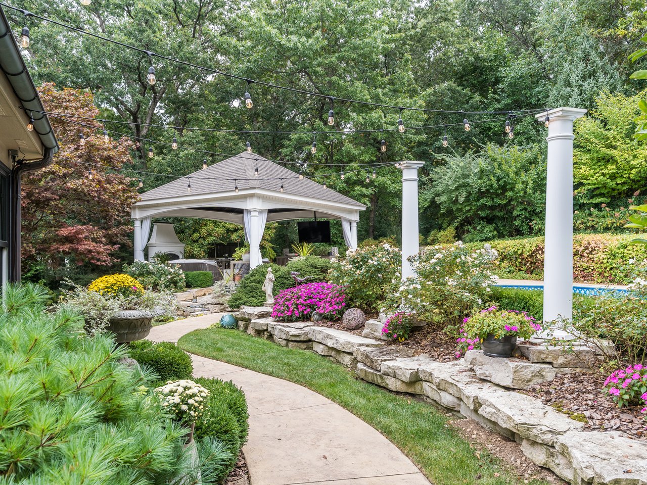 38W507 Fairway Drive, St. Charles