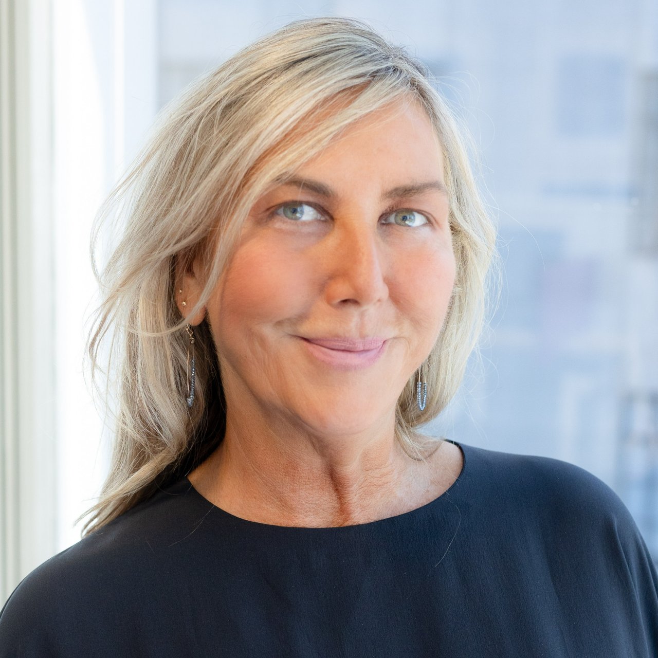 Kathleen Chisholm Boston MA, Real Estate Agent Headshot