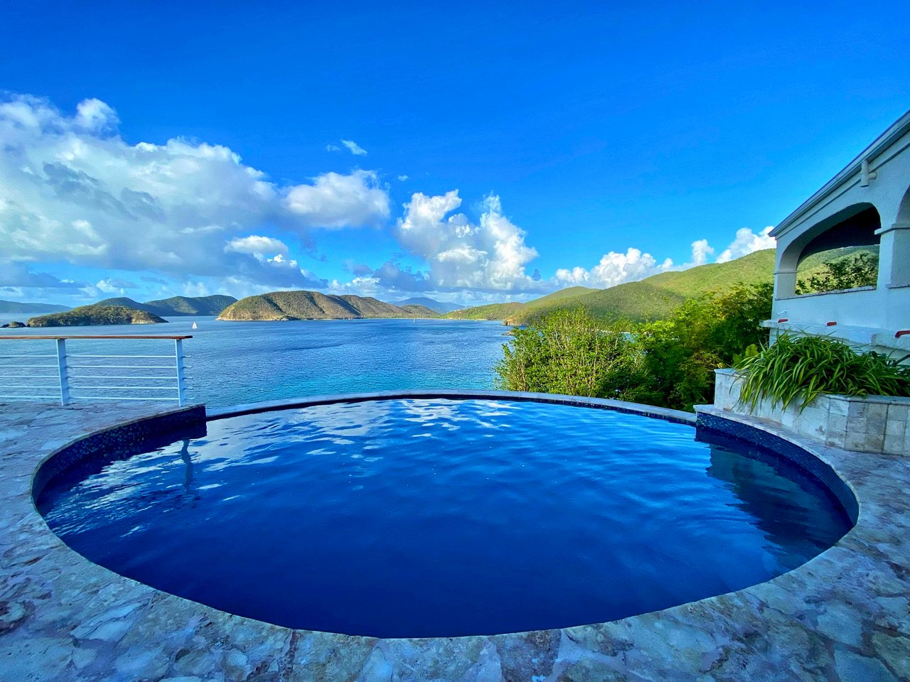 CLIFF HOUSE VILLA