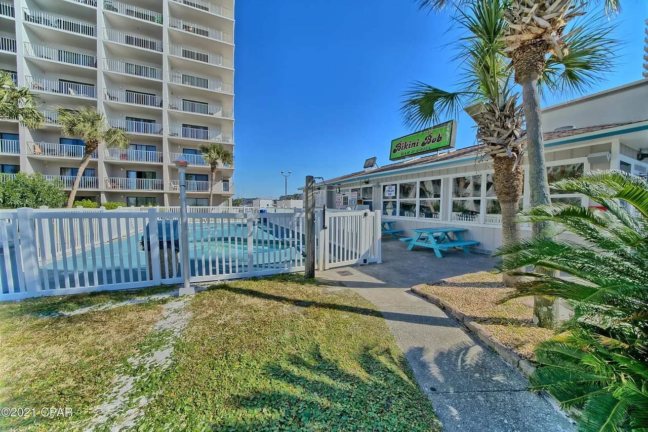 8743 Thomas Drive Unit 209