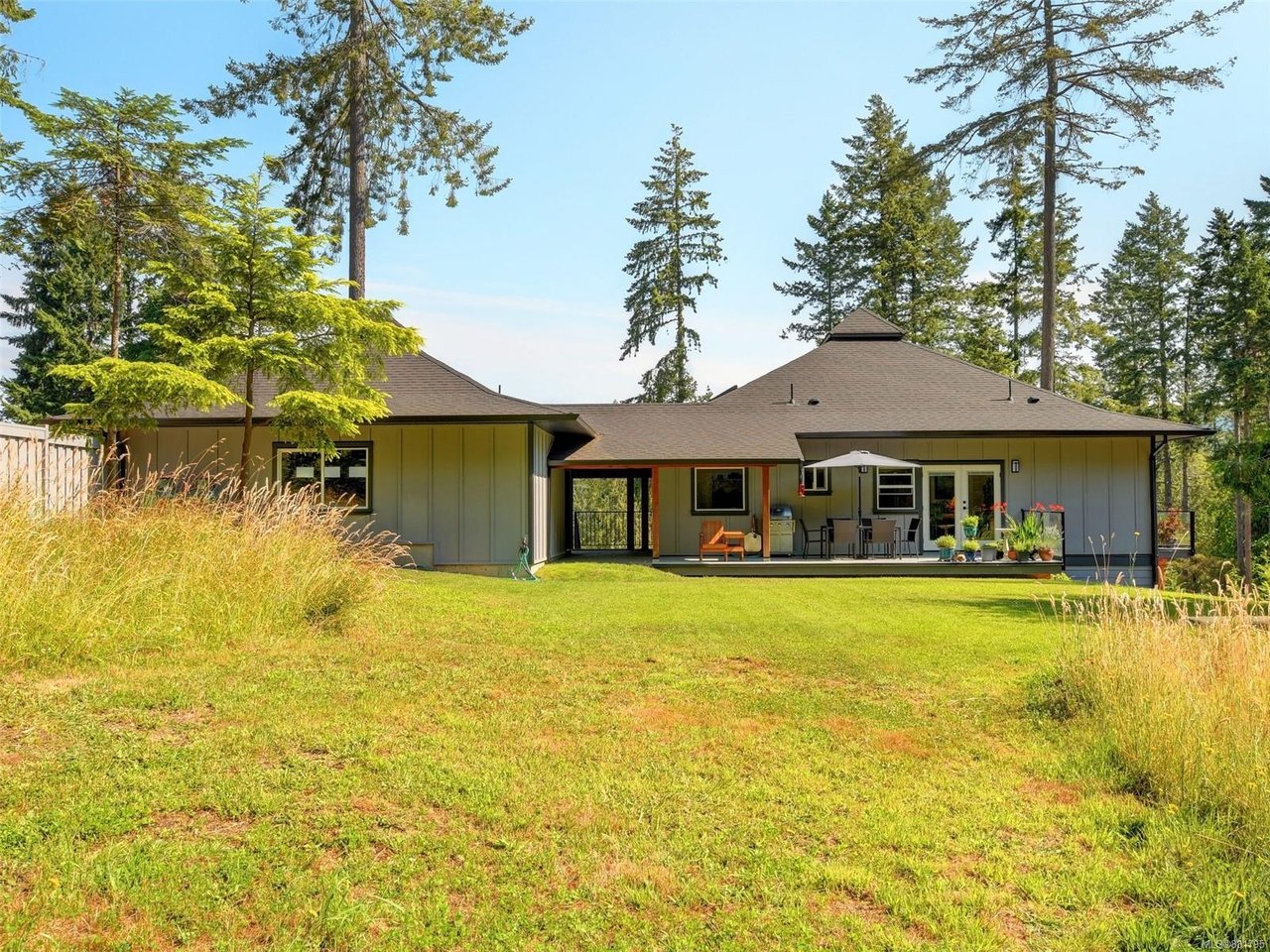 4271 Cherry Point Close