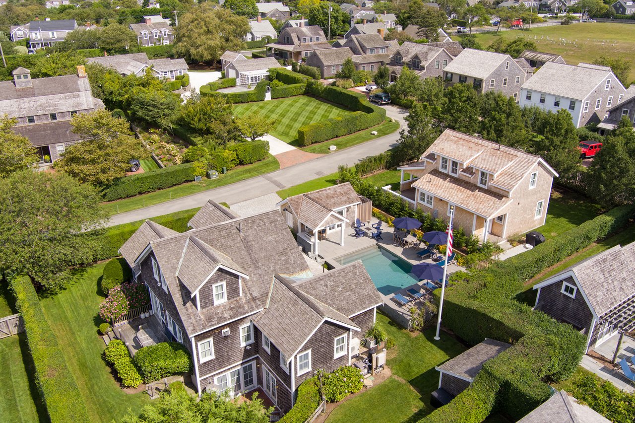 2 Hedgebury Lane | Nantucket