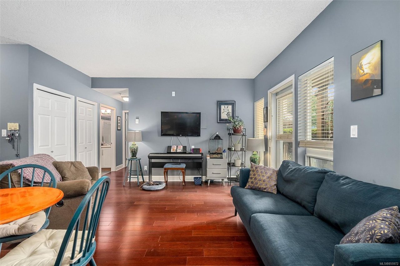 103-1156 Colville Rd