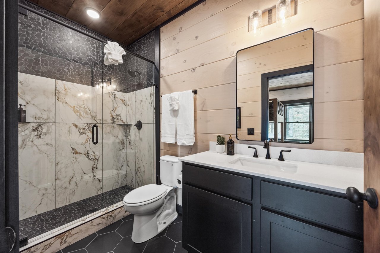 1362 Rambling Creek Way