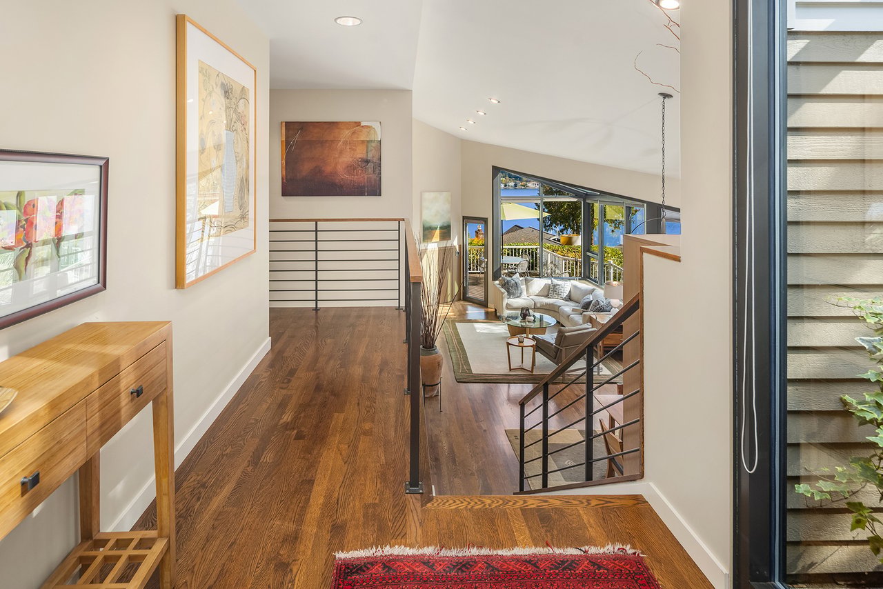 2604 W Lake Sammamish Pkwy NE