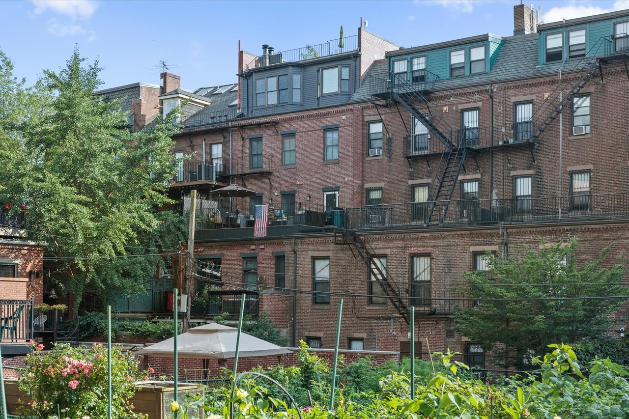578 Massachusetts Ave Unit 3
