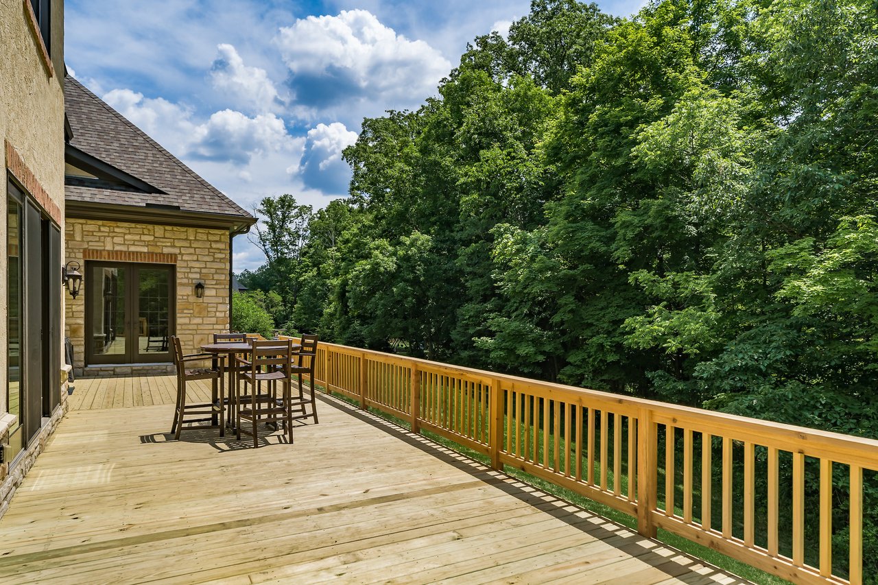 1999 Woodland Hall Drive