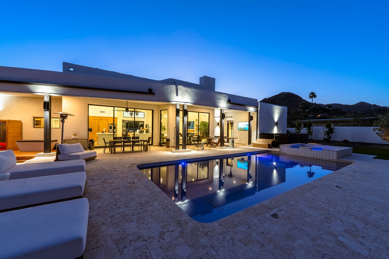 6535 N HILLSIDE Drive