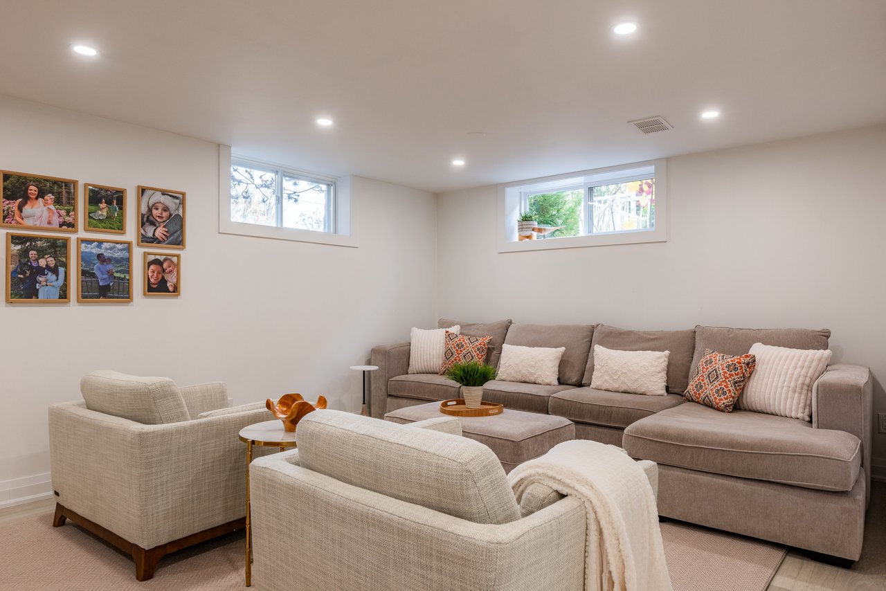 Central Oakville Bungalow