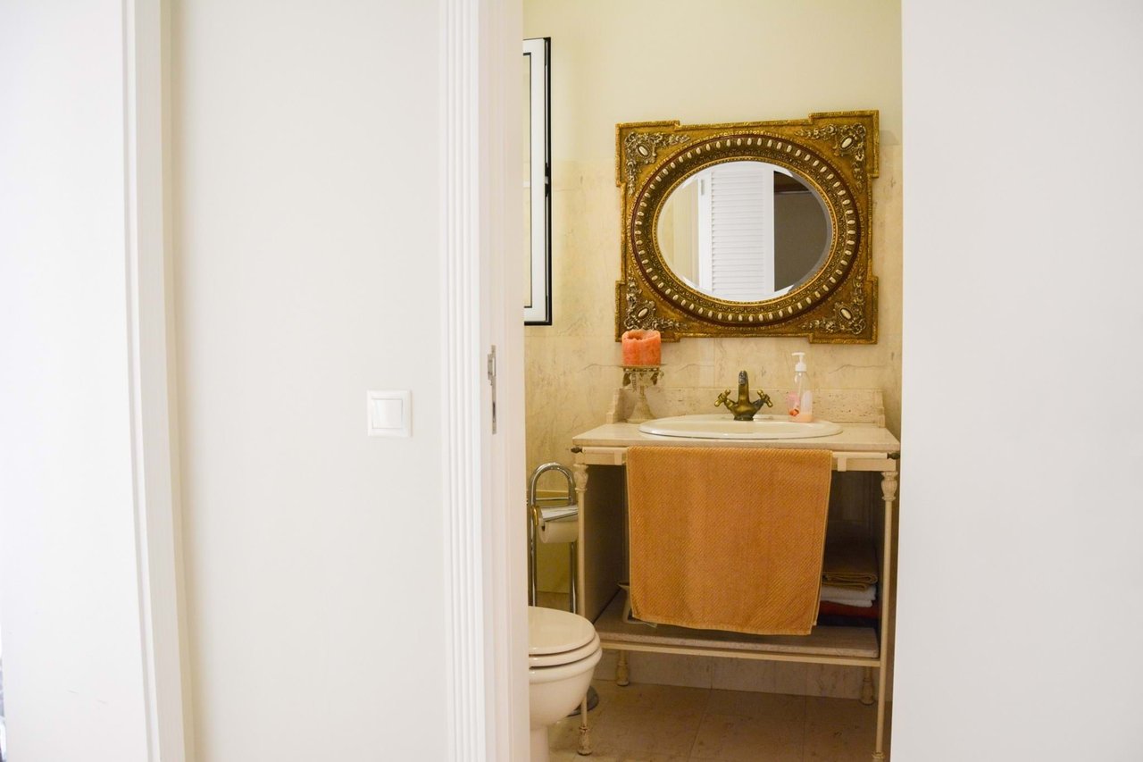 Luxury 4-Bedroom Villa with Indoor Pool – São Miguel, Azores