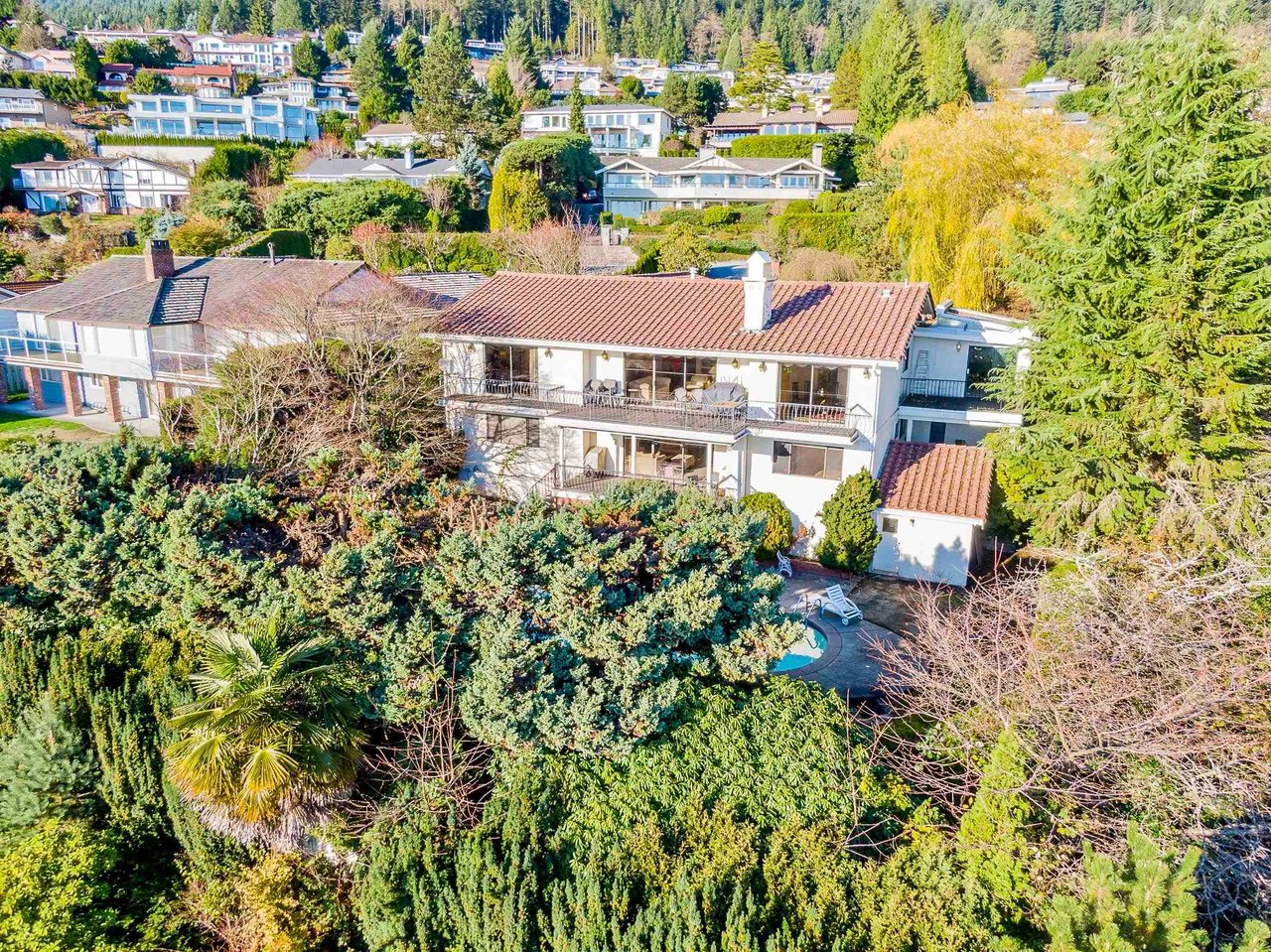 1405 Chartwell Dr