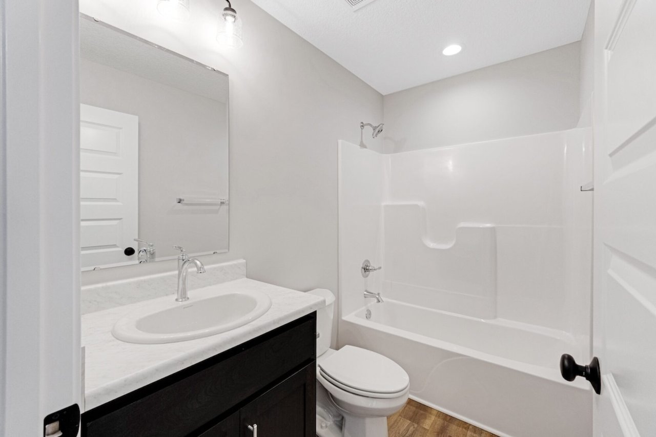 551 Persimmon Cove