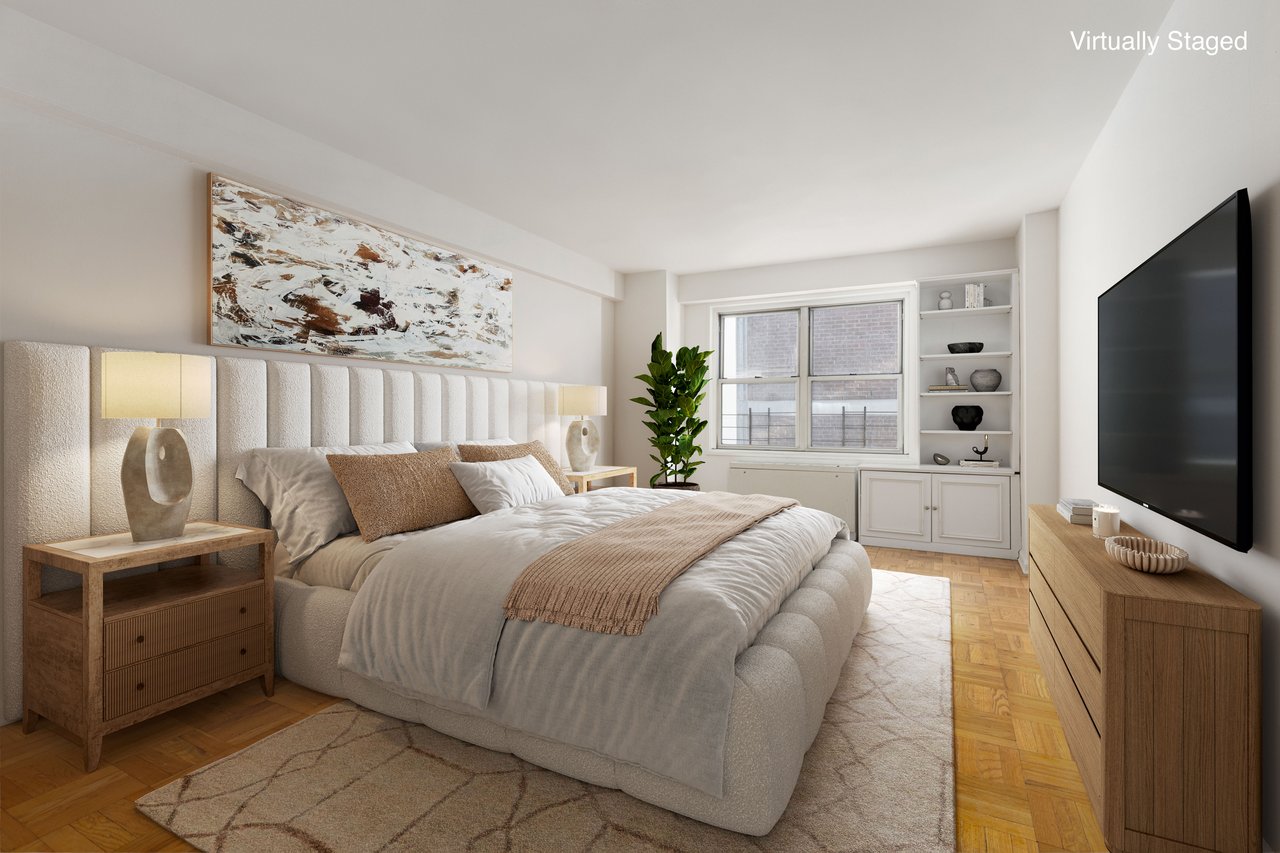 Oversized 1 bedroom, convertible 2 or home office!