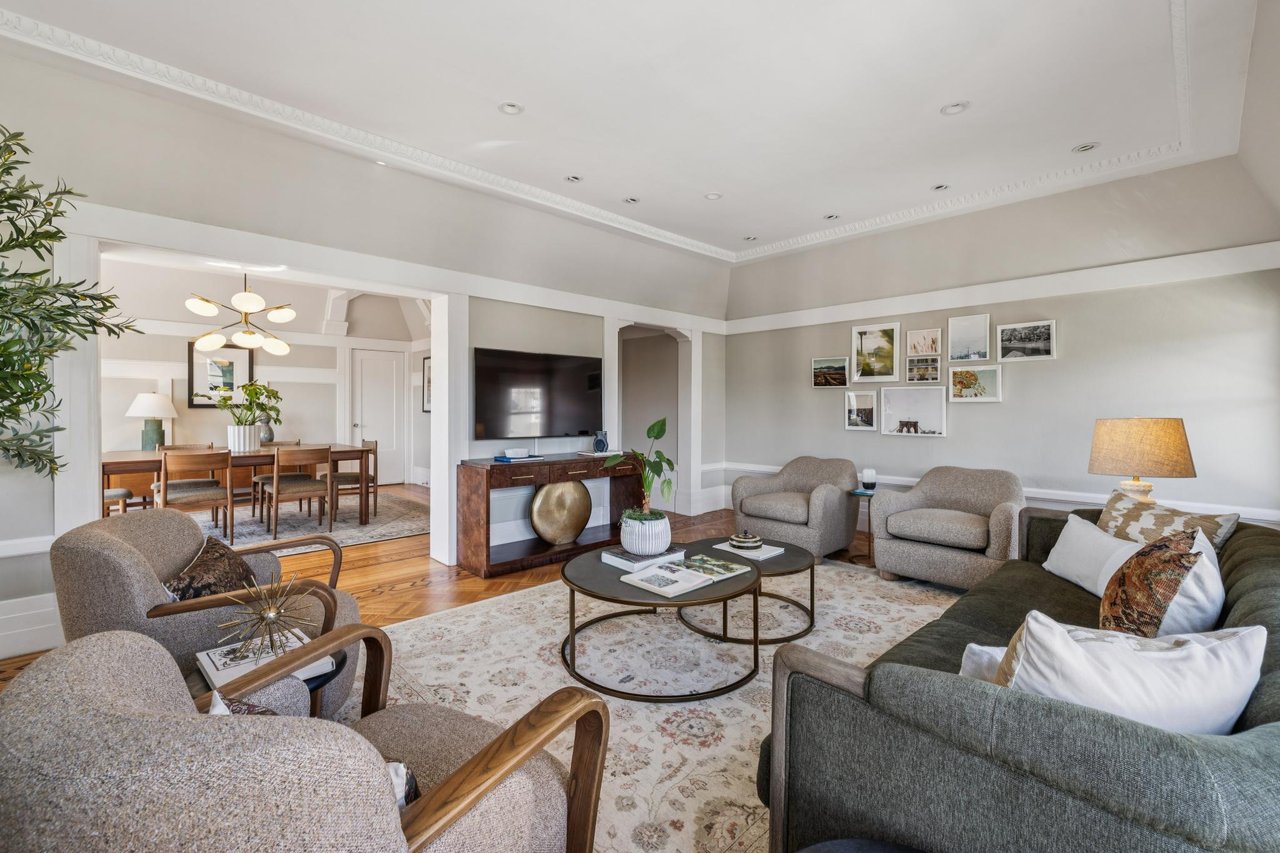 95 6th Avenue