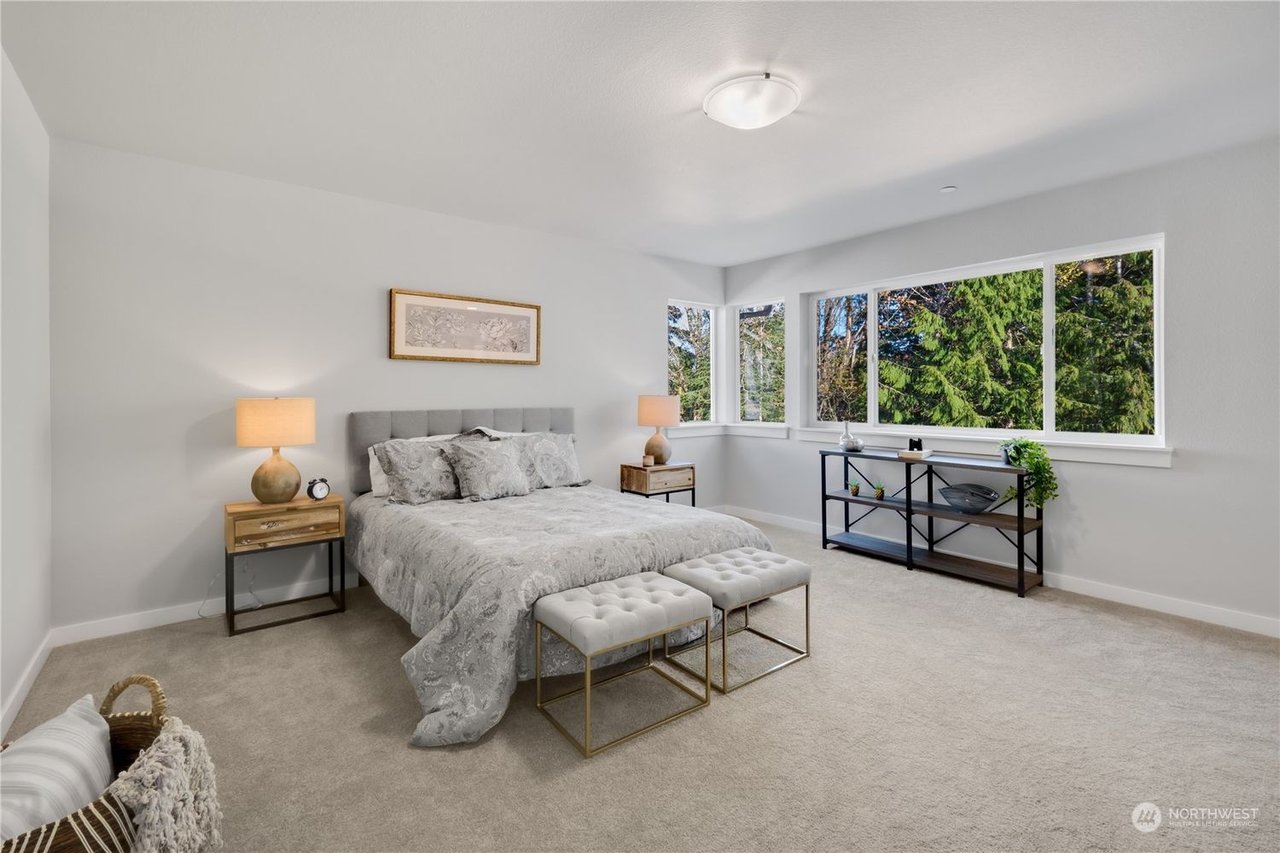 5723 207th Pl SW