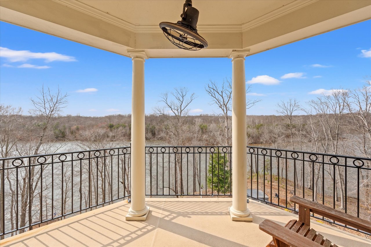 10036 Lake Occoquan Dr