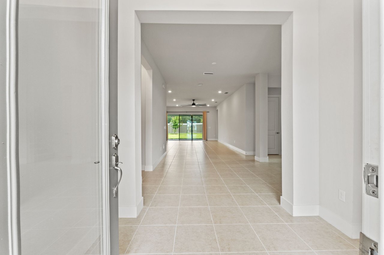 Move-In Ready Rental with Lagoon Access in Wesley Chapel
