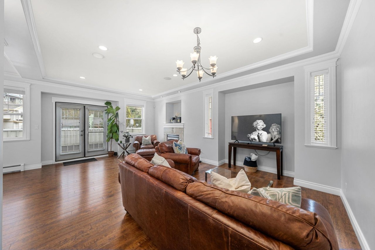 38131 Harbour View Pl