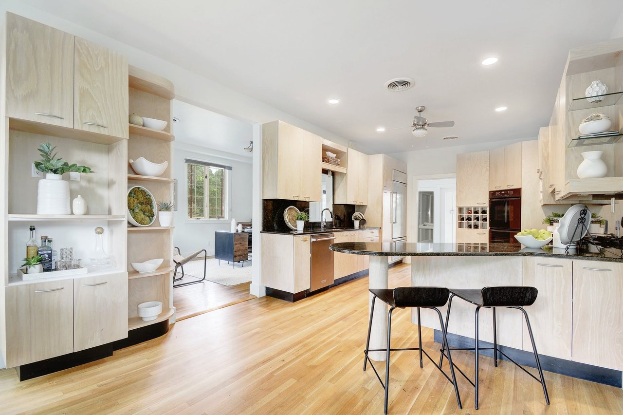 3501 Misty Creek Dr