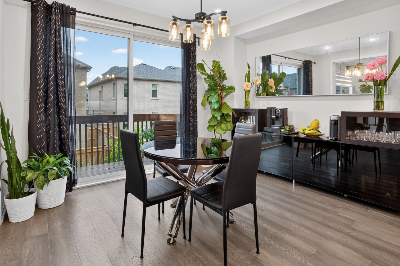 3364 Vernon Powell Drive, Oakville