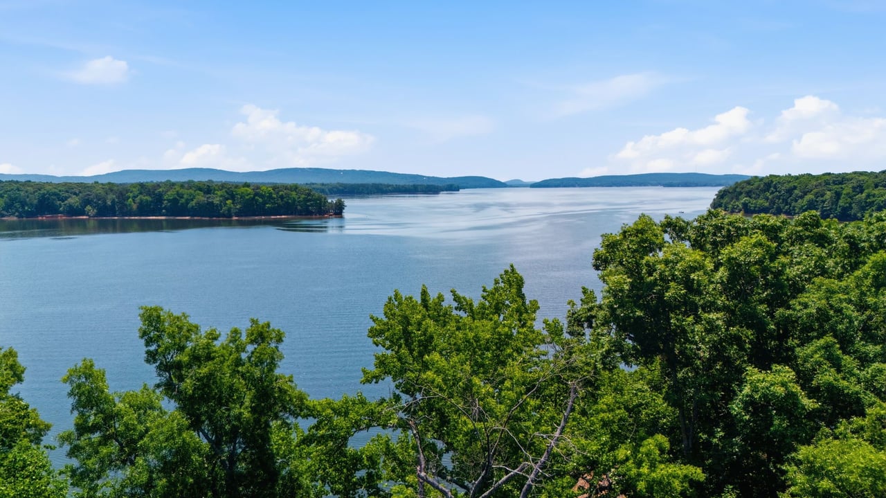 NEWLY CREATED 11.5+/- ACRE Tract w/ 1800+/- WATERFRONT FT - Scout Rd. Lexington, NC 27292