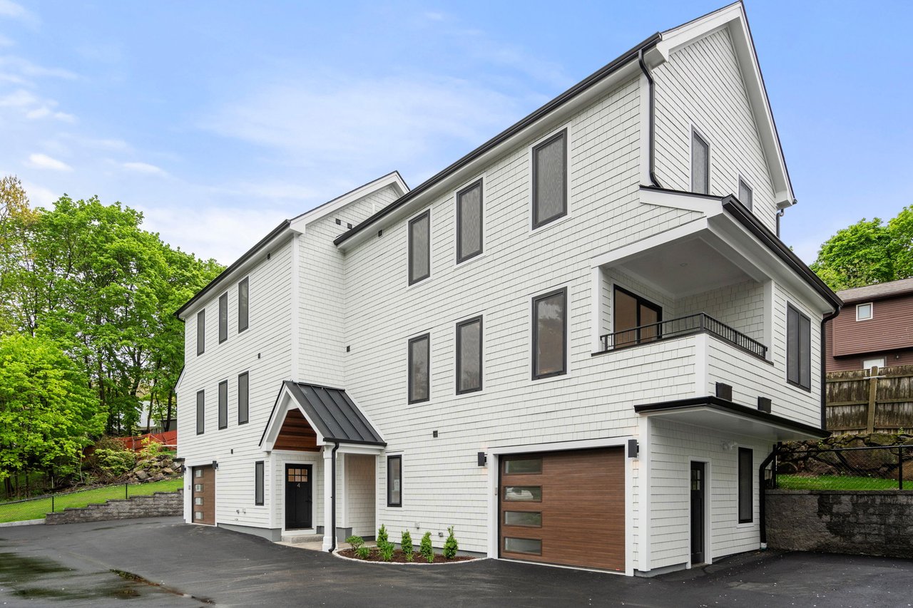 199-201 Copeland St. # 2