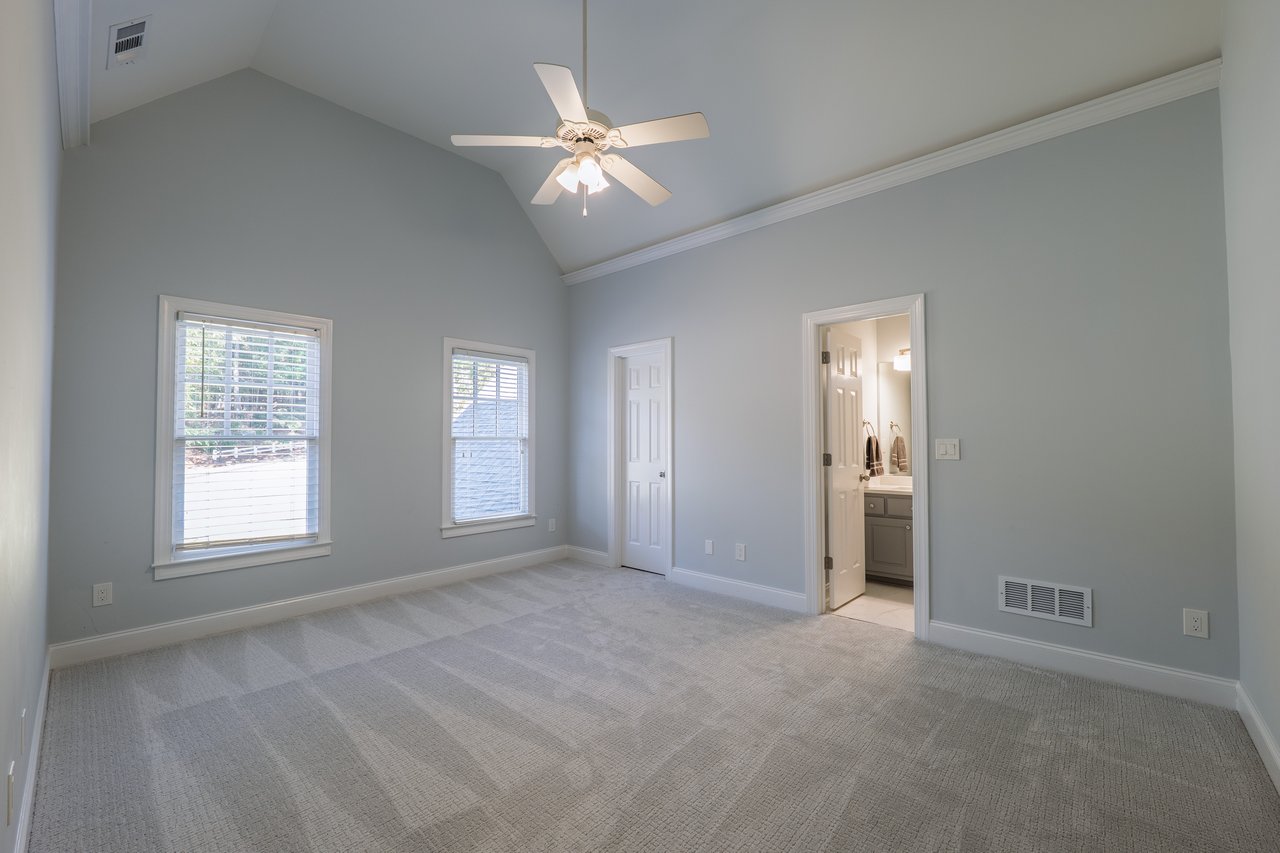 1425 Rolling Links Drive