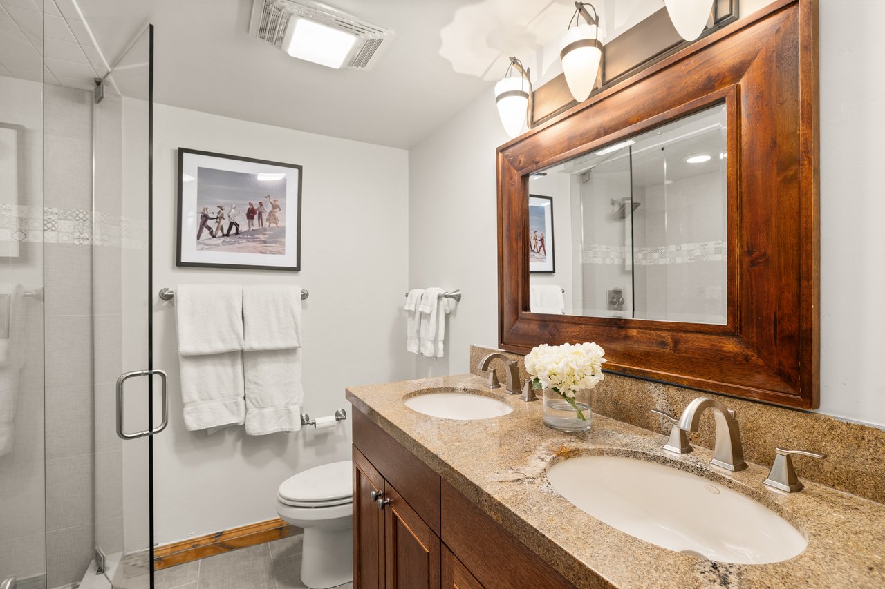 Luxury Riverfront Rental