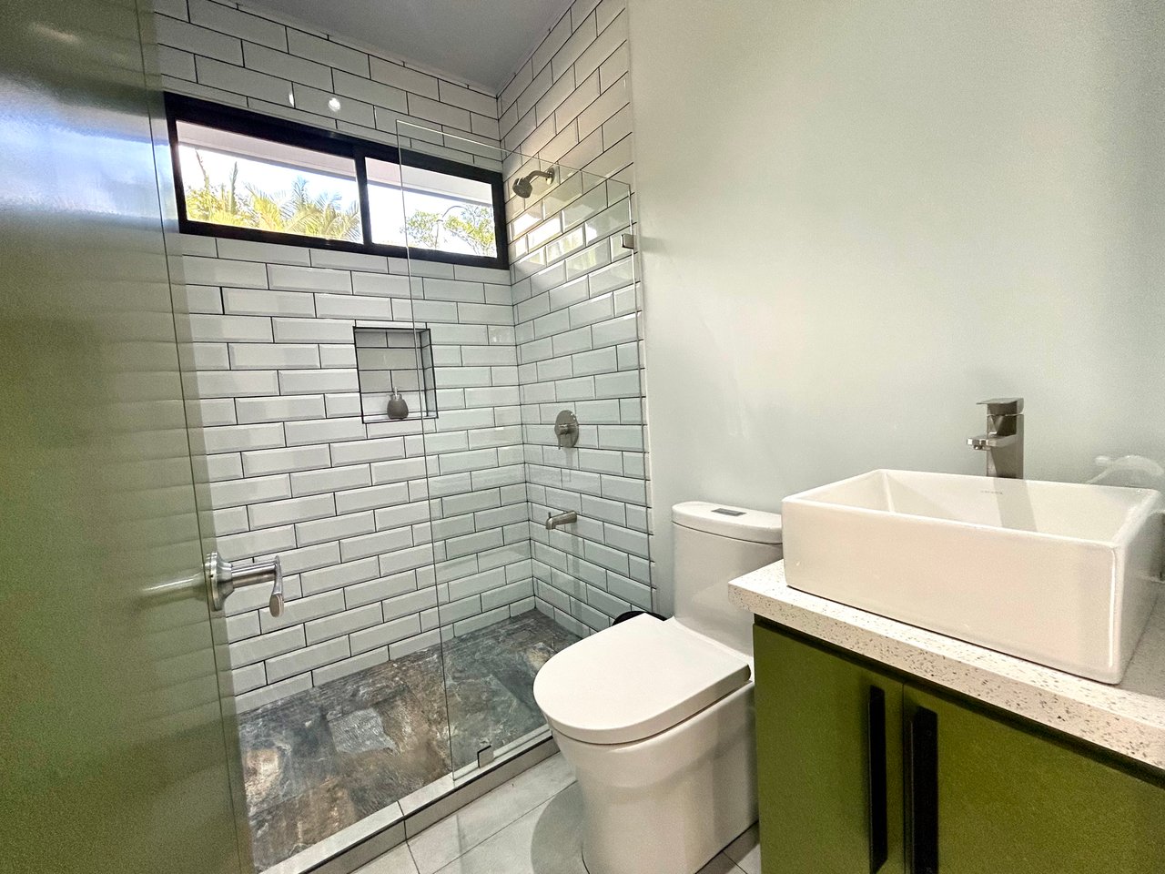 Brand-New 2BR/2BT in Playa Hermosa – 5 Minutes to the Beach | Priced to Sell