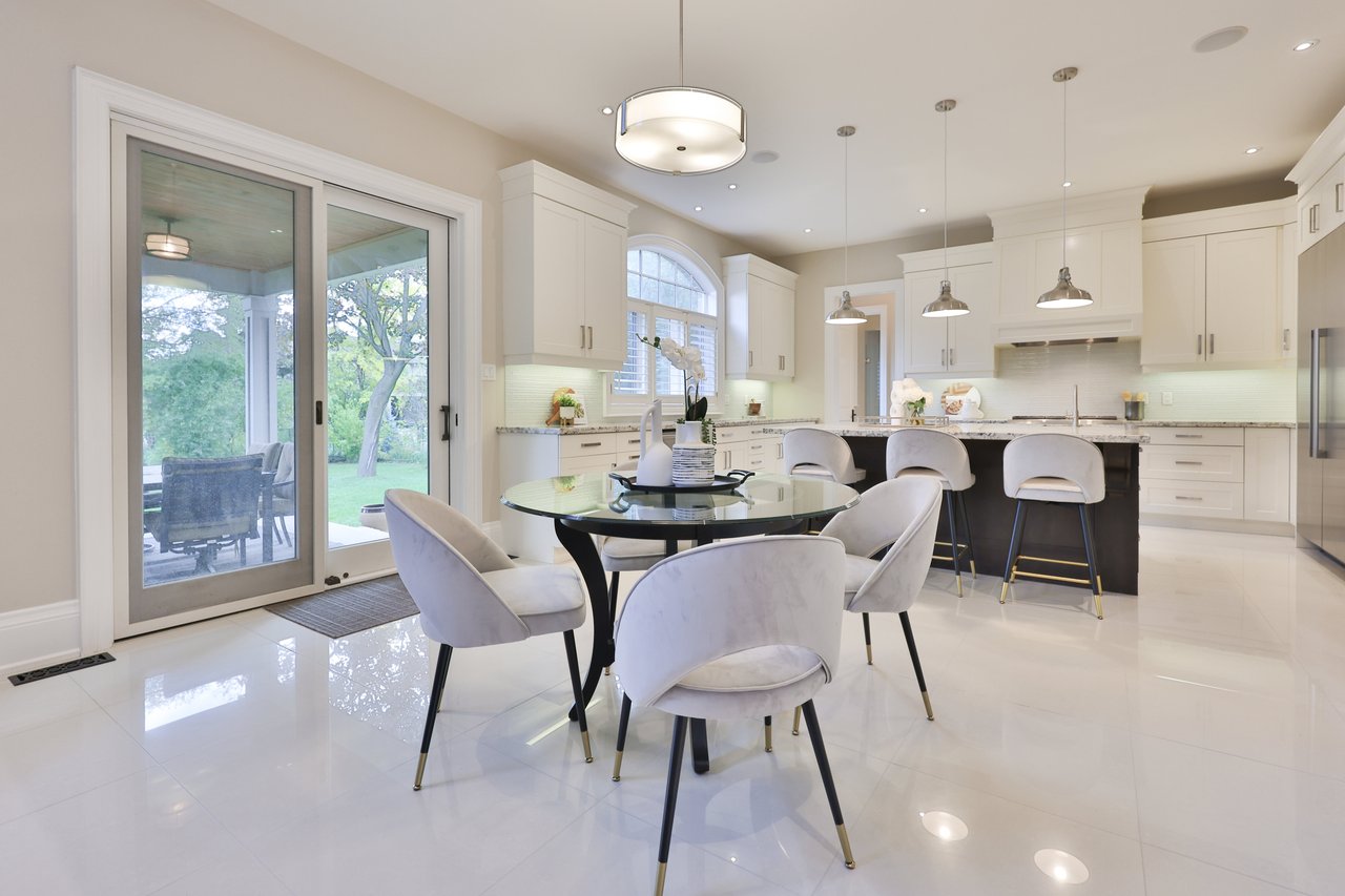 1356 Thornhill Drive