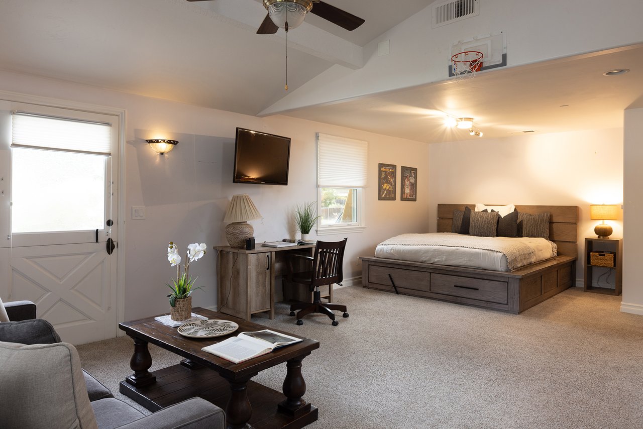 Carmel Valley Country Living