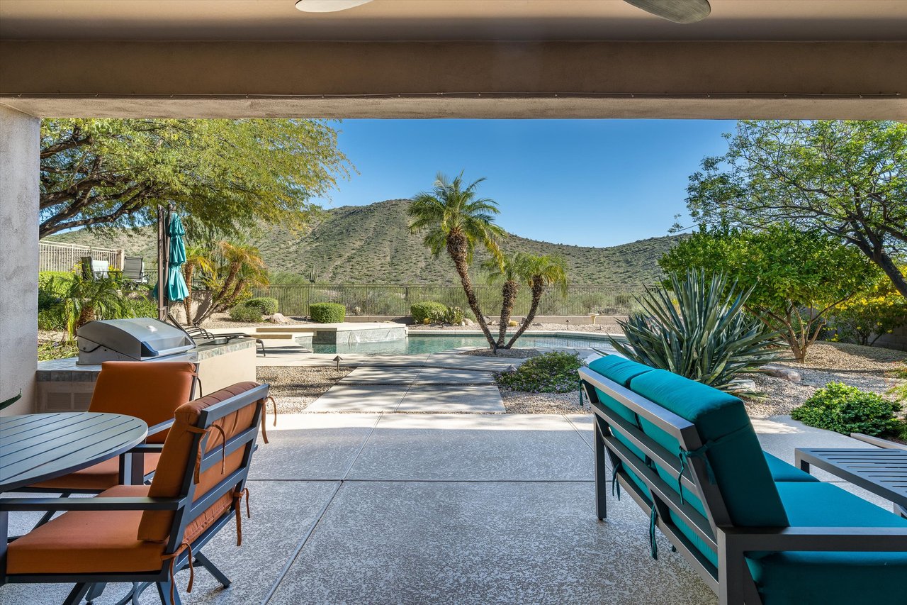 11115 E WINCHCOMB Drive, Scottsdale