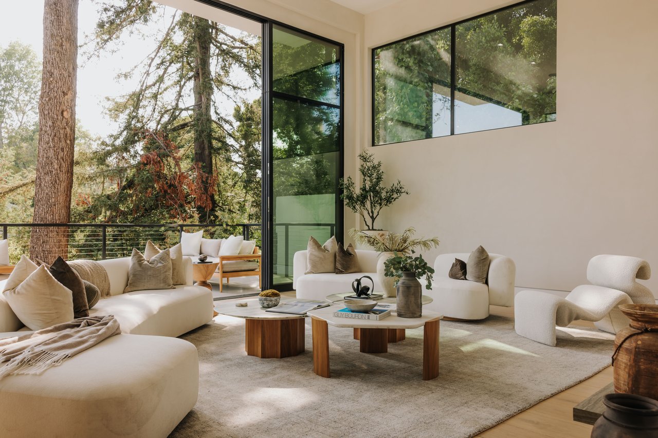 260 S Canyon View Dr