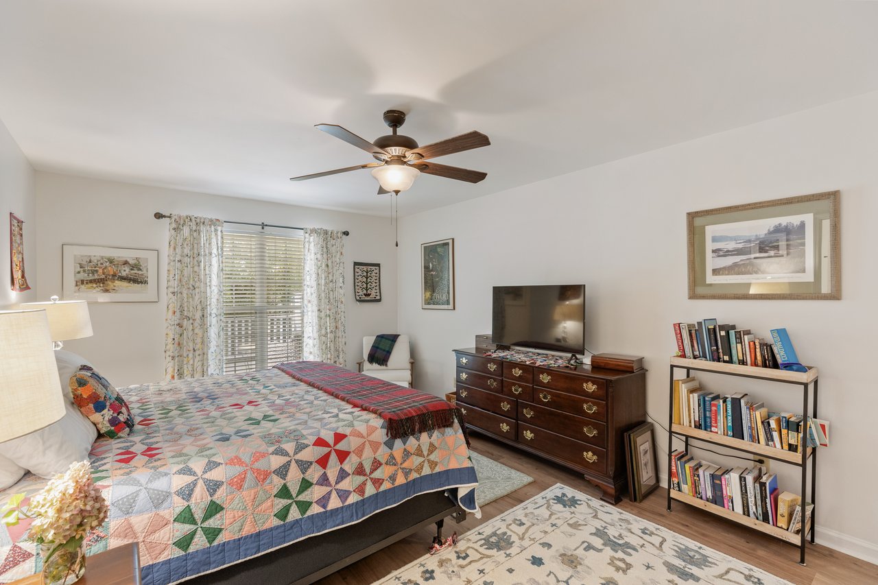 75 Hickory Dr