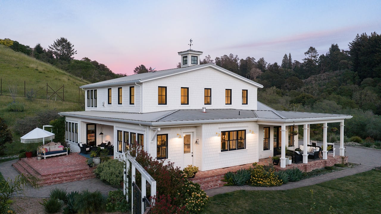 Honey Hill - 365 Race Horse Ln