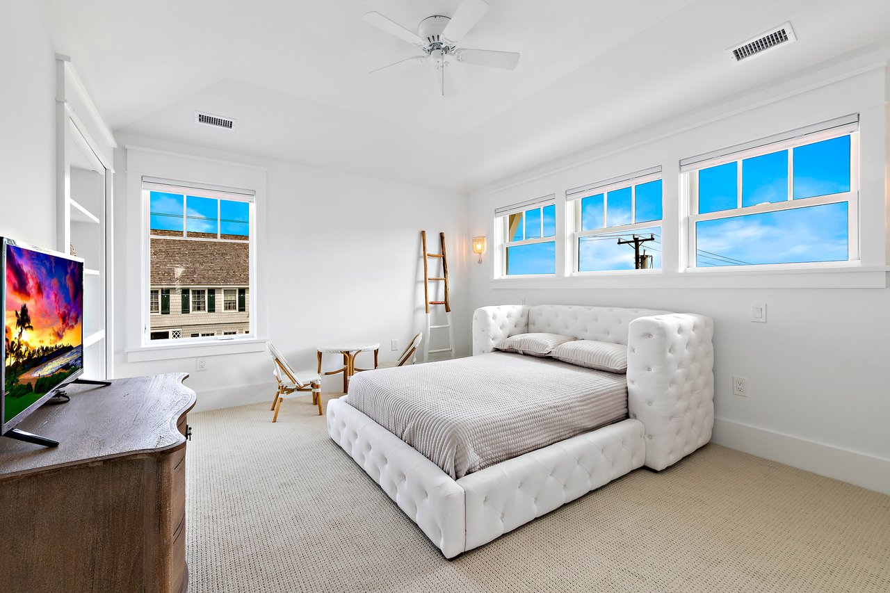 917 S Atlantic Avenue, Beach Haven