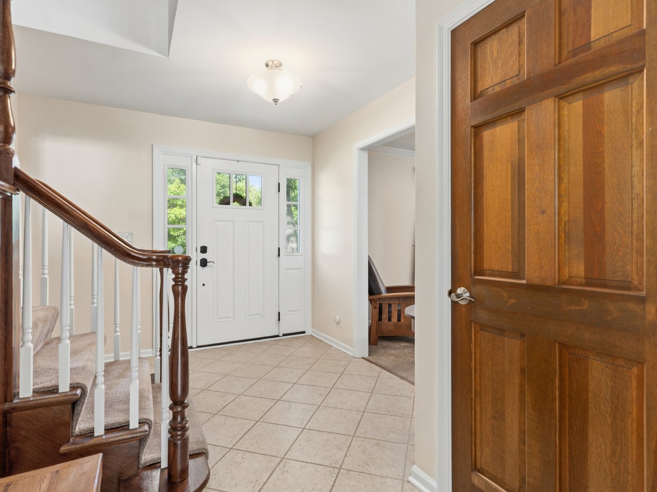 1235  Pin Oak Court
